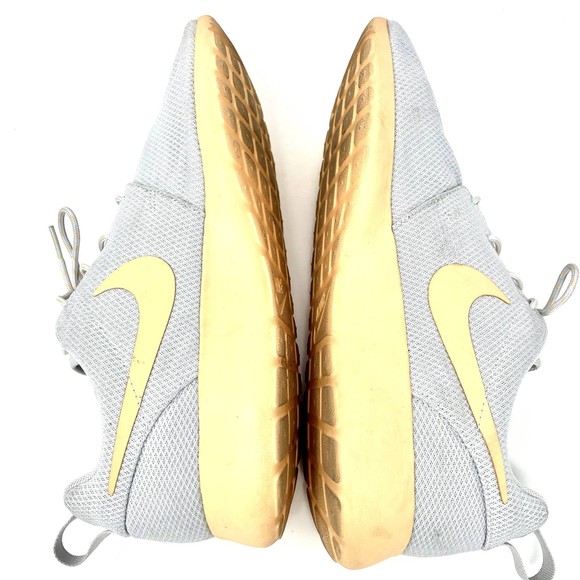 Nike Roshe Run Orange‎ Chalk Women Size 12 - Picture 3 of 8